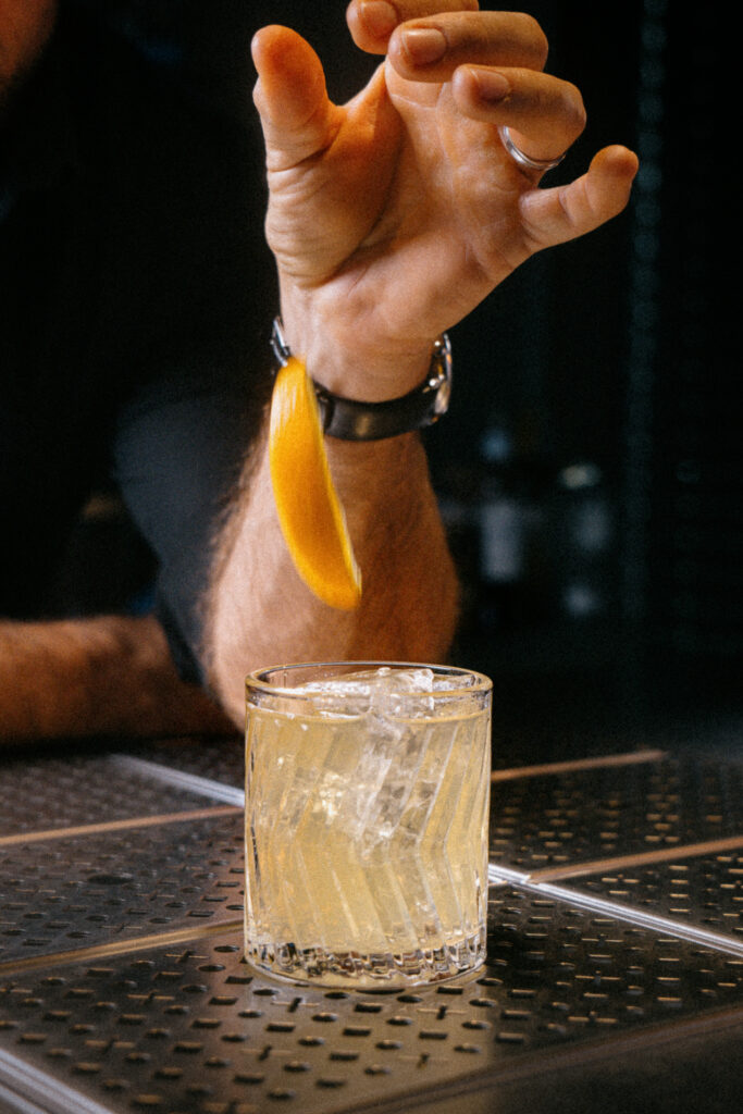 prow-komplet-03-monkey-mule-00001