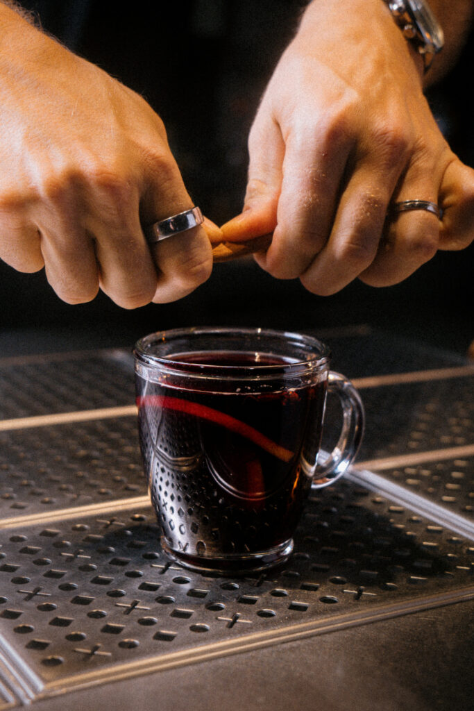 prow-komplet-28-prow-rdece-kuhano-vino-00001